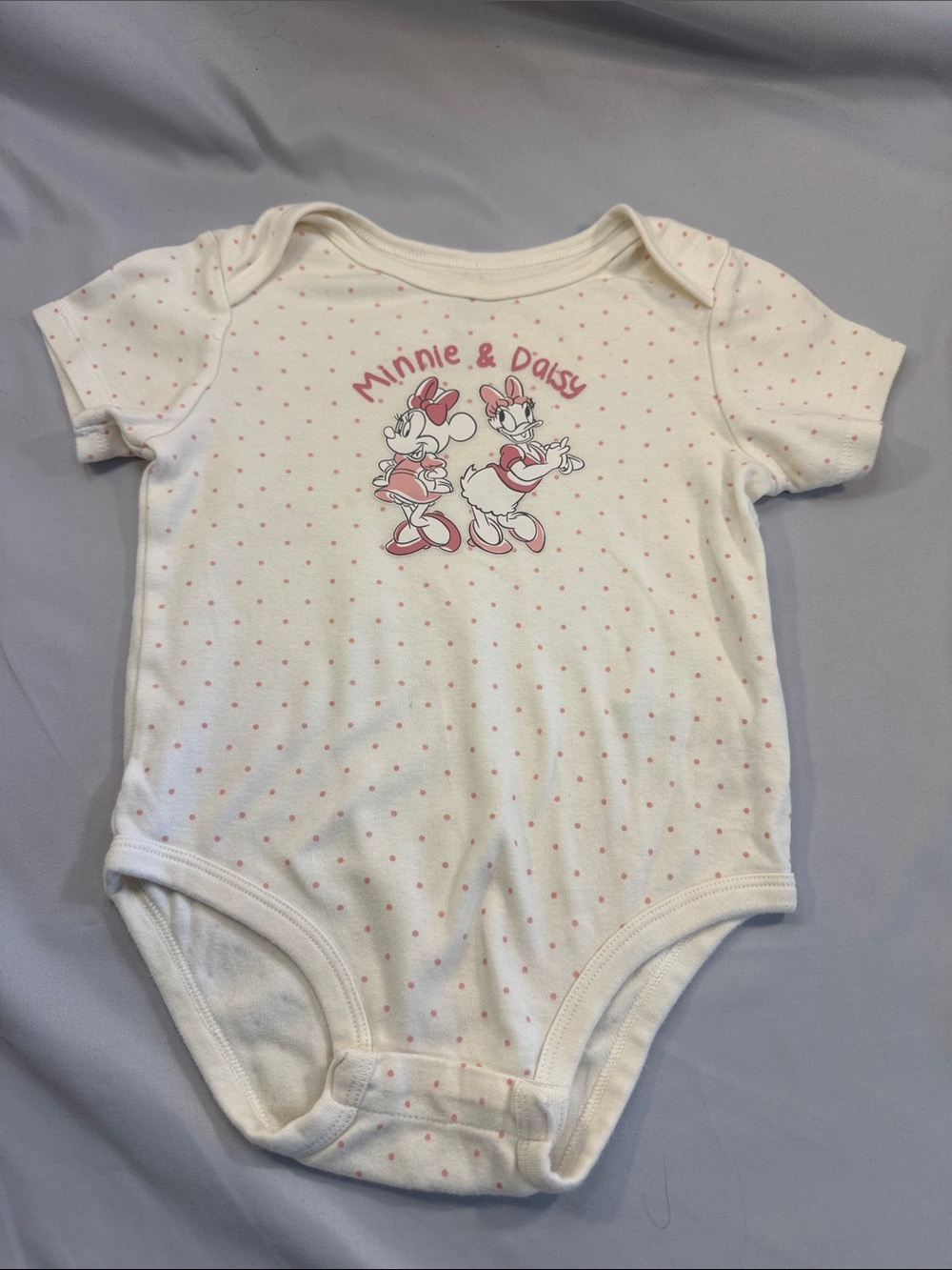 Disney White & Pink Minnie and Daisy Graphic One-Piece Bodysuit